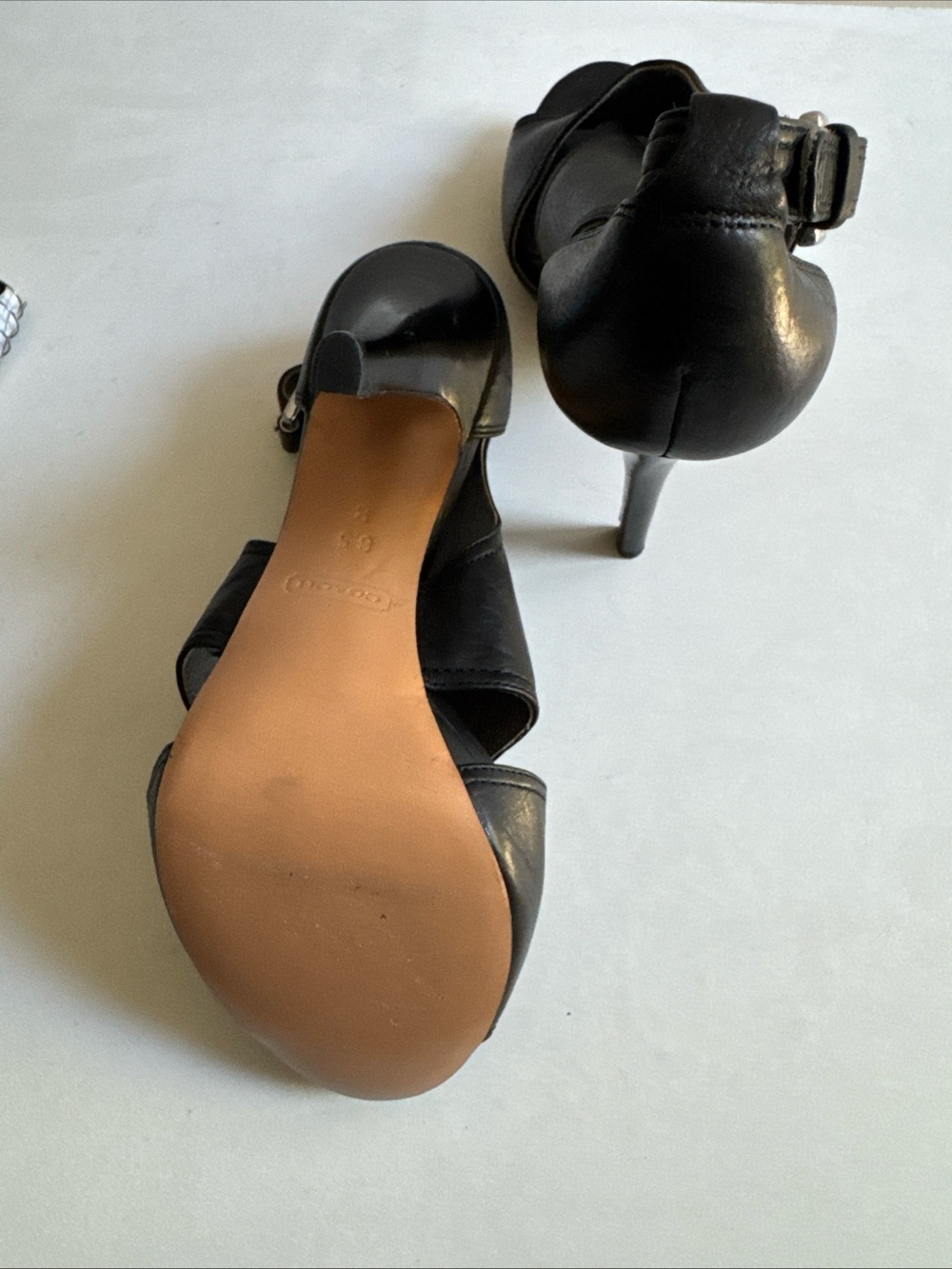 New Sz 6.5 Coach Adelle Crisscross 4 1/2” High Heel Black Leather Open Toe Shoes - Picture 7 of 7